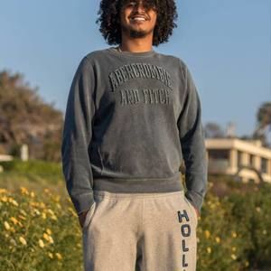 Meet your Posher, Hamad